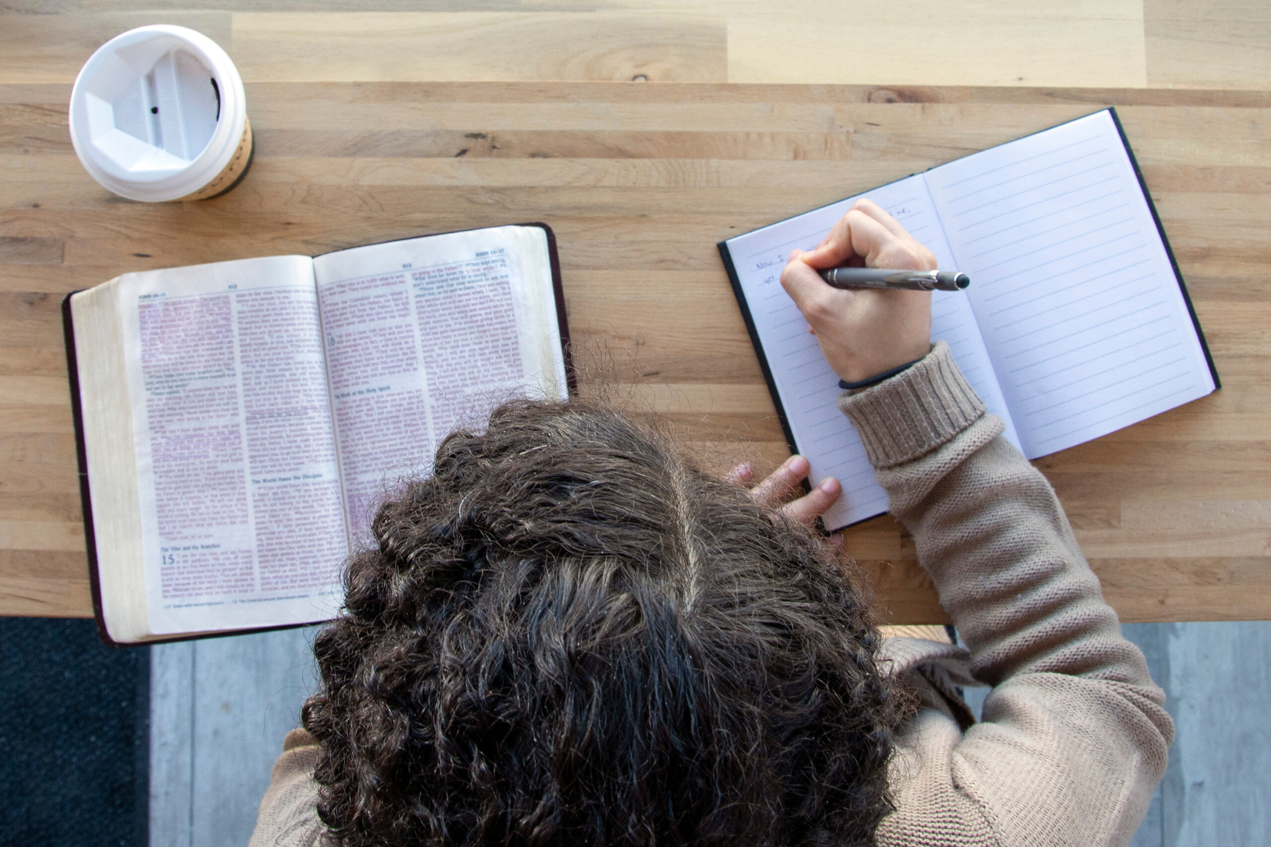 How to Study the Bible for Beginners: Unlocking God’s Word